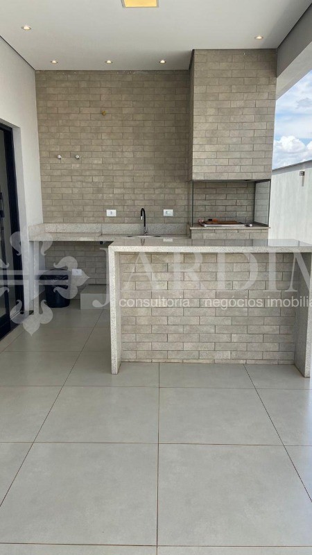 Casa à venda com 3 quartos, 300m² - Foto 23