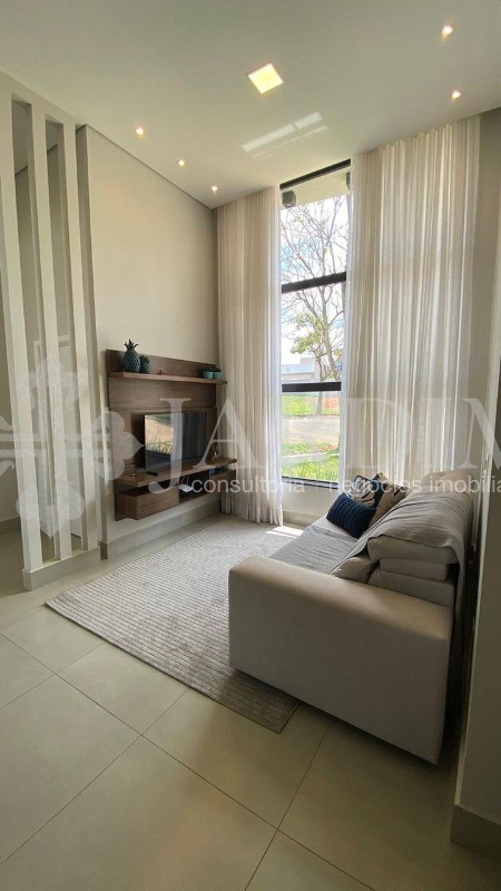 Casa à venda com 3 quartos, 300m² - Foto 7