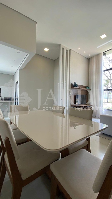 Casa à venda com 3 quartos, 300m² - Foto 15