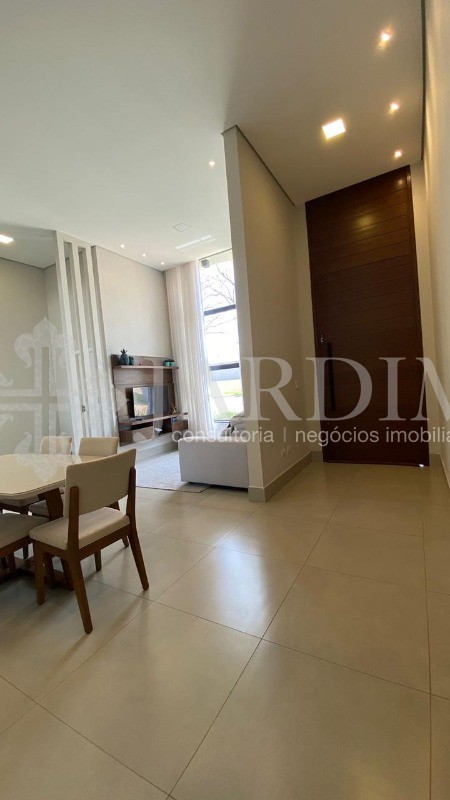 Casa à venda com 3 quartos, 300m² - Foto 13