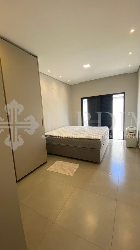 Casa à venda com 3 quartos, 300m² - Foto 10