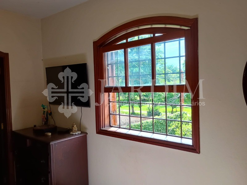 Sobrado à venda com 3 quartos, 278m² - Foto 2