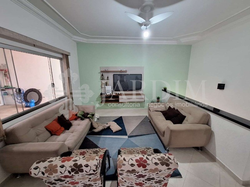 Sobrado à venda com 3 quartos, 225m² - Foto 5