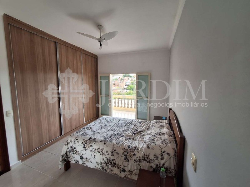 Sobrado à venda com 3 quartos, 225m² - Foto 12