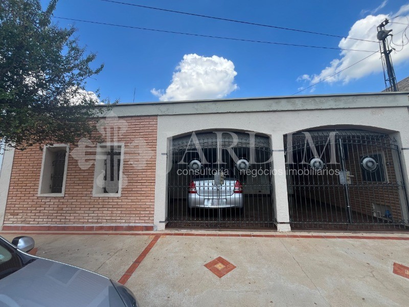 Casa à venda com 3 quartos, 250m² - Foto 46