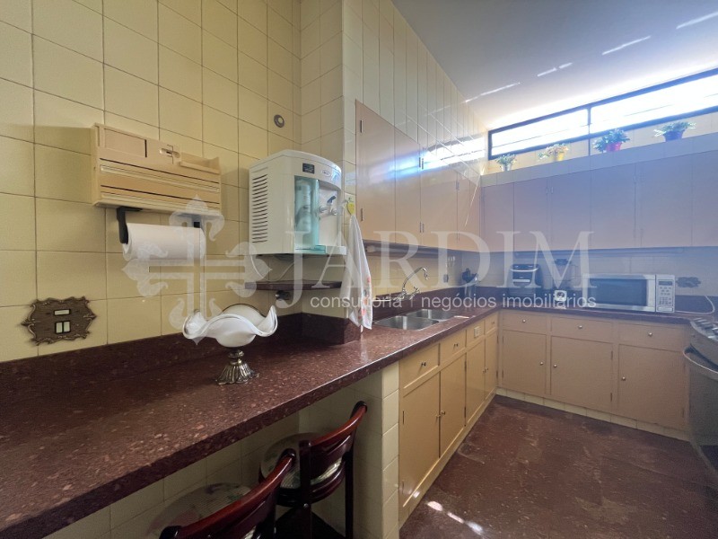 Casa à venda com 3 quartos, 250m² - Foto 33