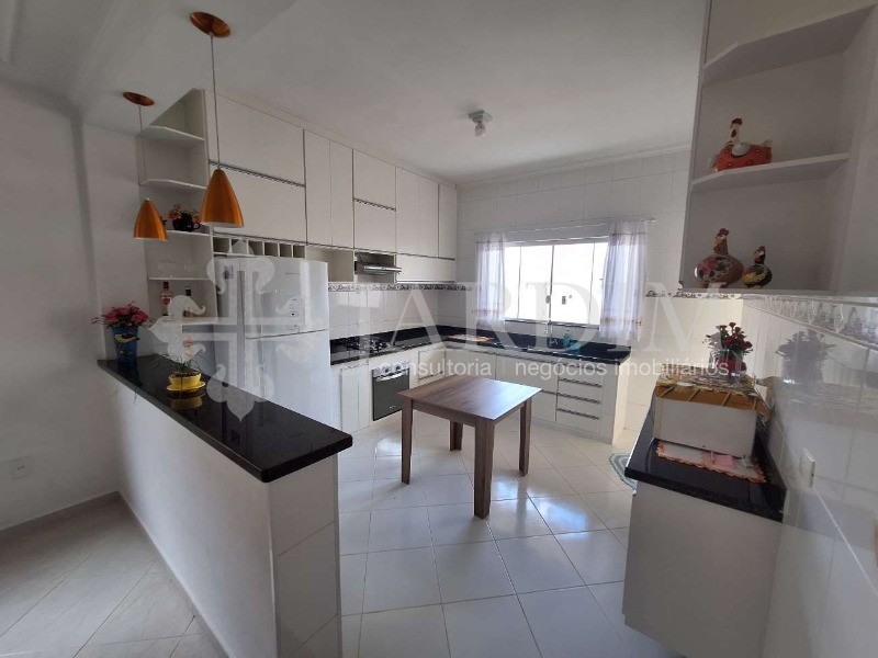 Sobrado à venda com 3 quartos, 225m² - Foto 24