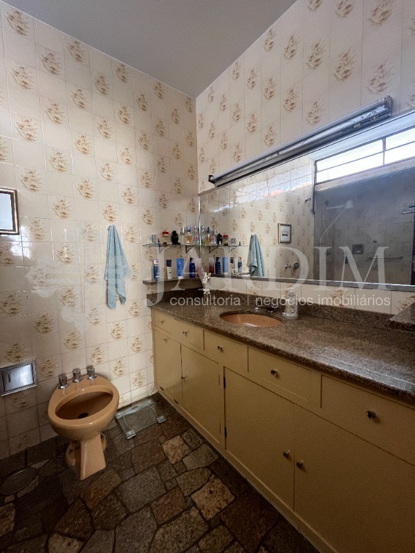 Casa à venda com 3 quartos, 250m² - Foto 24