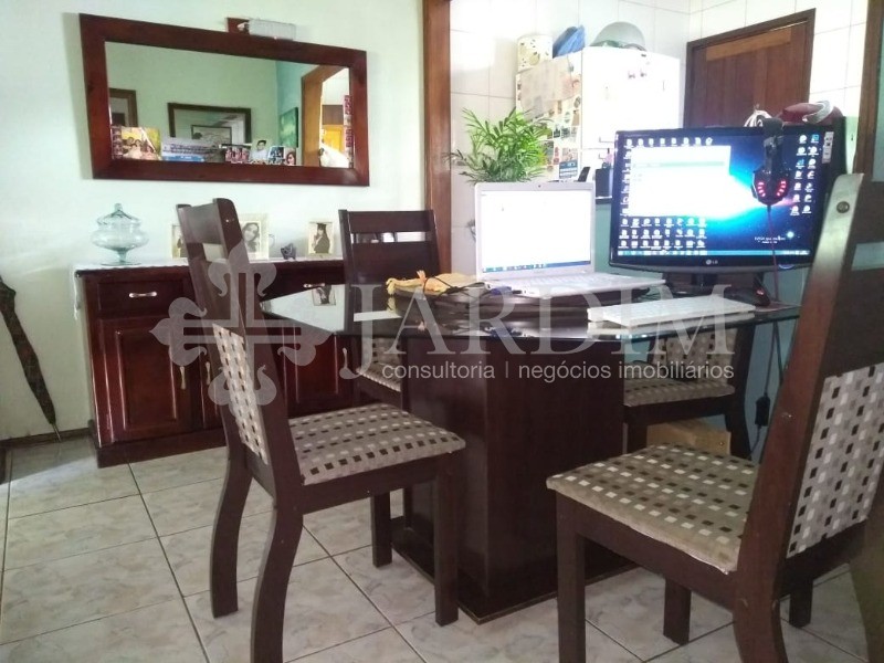 Casa à venda com 2 quartos, 190m² - Foto 7