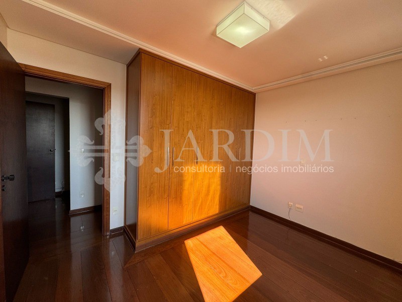 Apartamento à venda com 4 quartos, 472m² - Foto 13