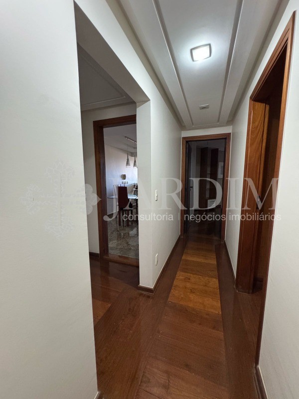 Apartamento à venda com 4 quartos, 472m² - Foto 9