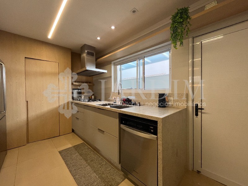 Casa de Condomínio à venda com 4 quartos, 255m² - Foto 6