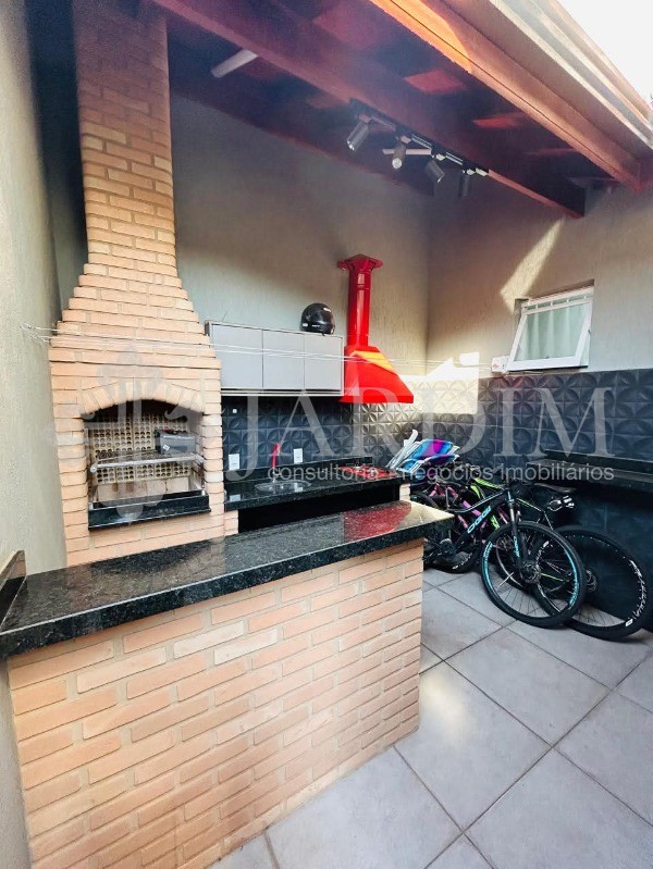 Casa à venda com 2 quartos, 128m² - Foto 17