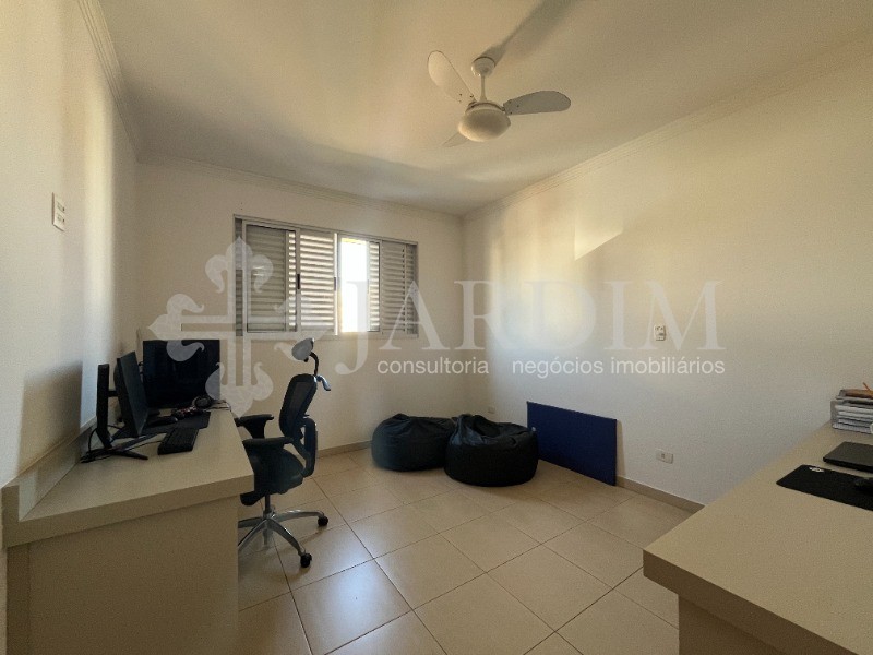 Casa de Condomínio à venda com 4 quartos, 255m² - Foto 11