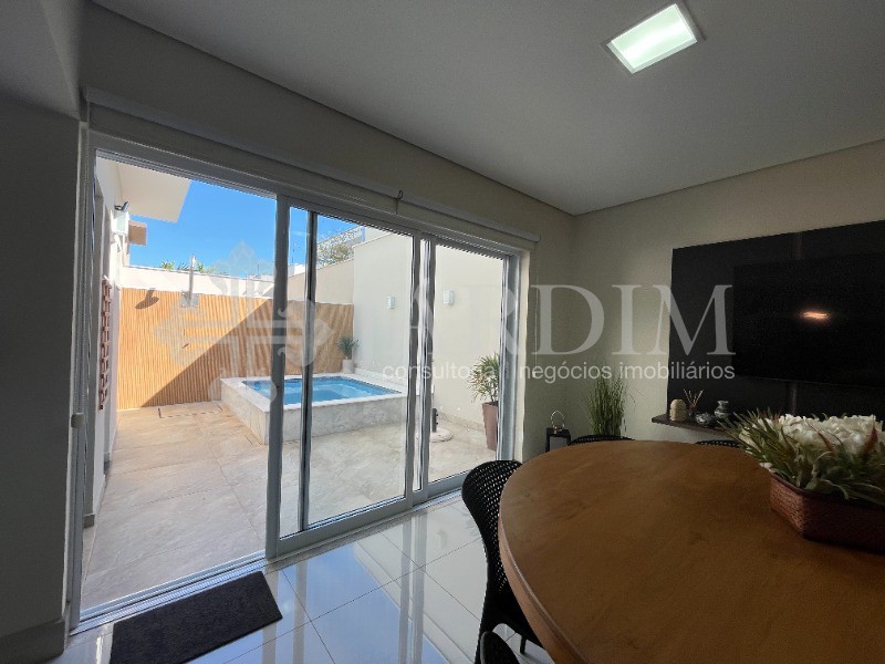 Casa de Condomínio à venda com 4 quartos, 255m² - Foto 32