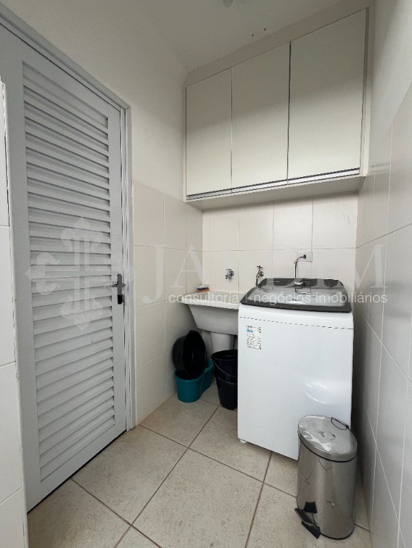 Casa de Condomínio à venda com 4 quartos, 255m² - Foto 28