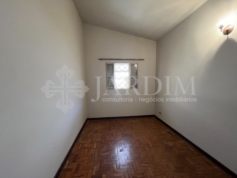 Casa para alugar com 2 quartos, 120m² - Foto 23