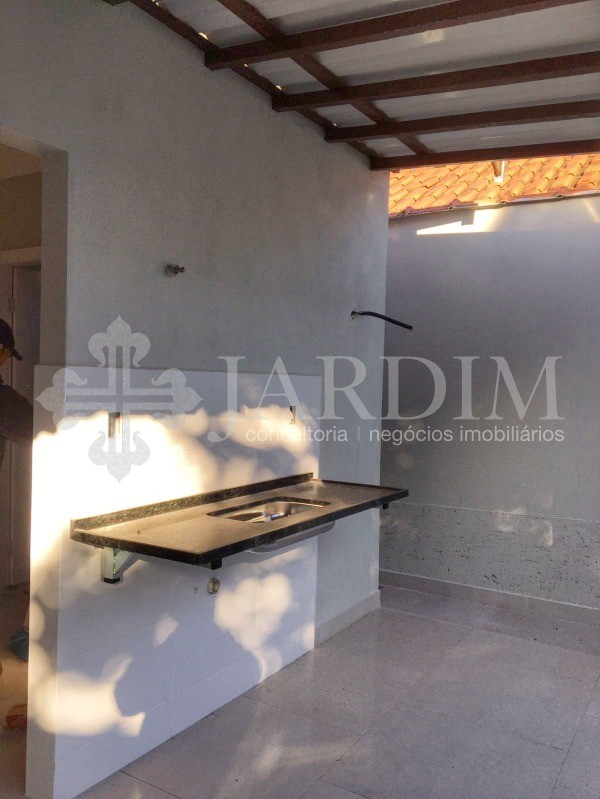 Casa à venda com 3 quartos, 250m² - Foto 6
