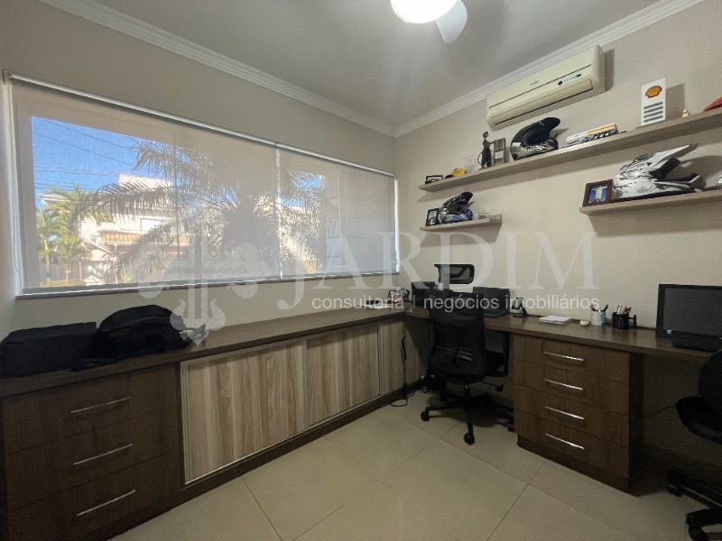 Casa de Condomínio à venda com 4 quartos, 255m² - Foto 8