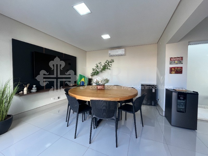Casa de Condomínio à venda com 4 quartos, 255m² - Foto 31