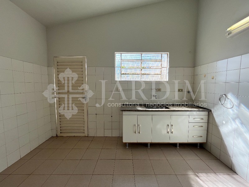 Casa para alugar com 2 quartos, 120m² - Foto 10