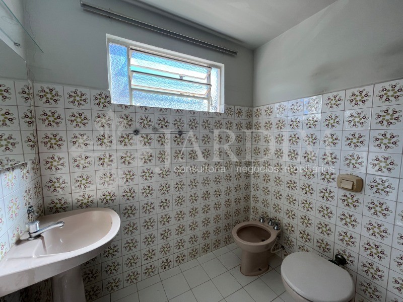 Casa para alugar com 2 quartos, 120m² - Foto 19