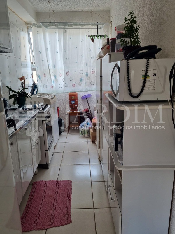 Apartamento à venda com 2 quartos, 47m² - Foto 3