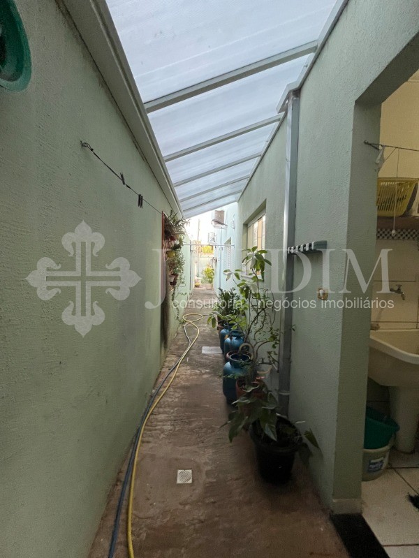 Sobrado à venda com 3 quartos, 330m² - Foto 28
