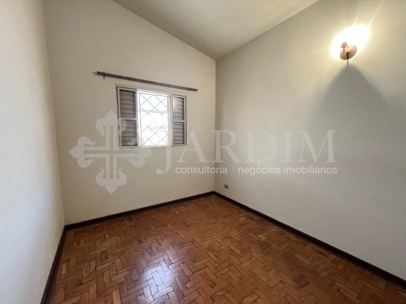 Casa para alugar com 2 quartos, 120m² - Foto 25