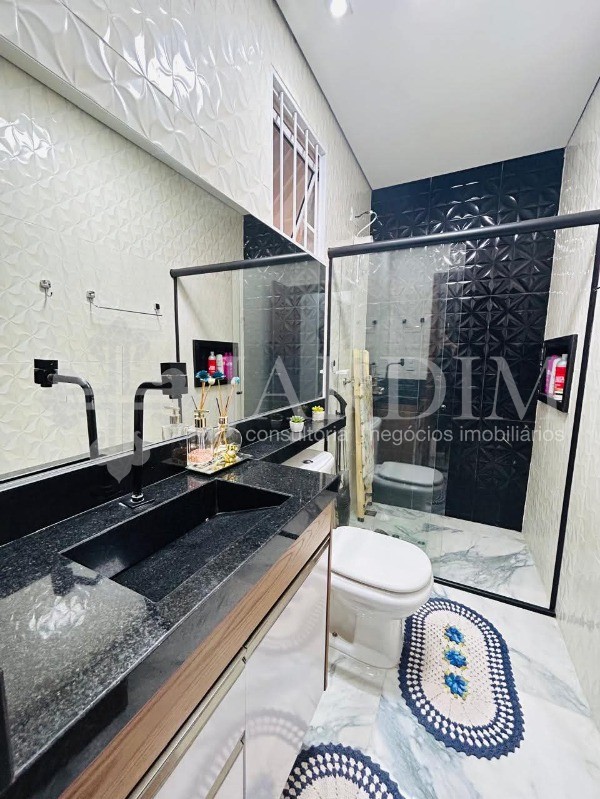 Casa à venda com 2 quartos, 128m² - Foto 9