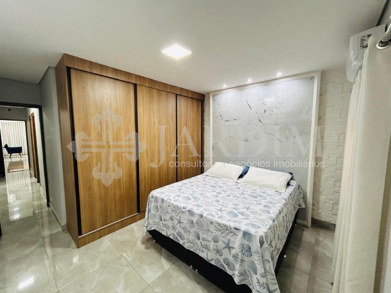 Casa à venda com 2 quartos, 128m² - Foto 11