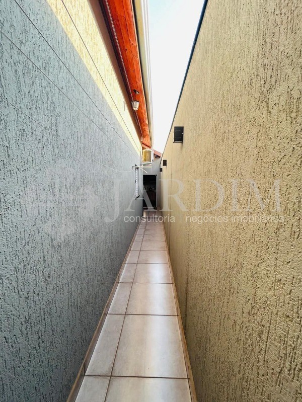 Casa à venda com 2 quartos, 128m² - Foto 16