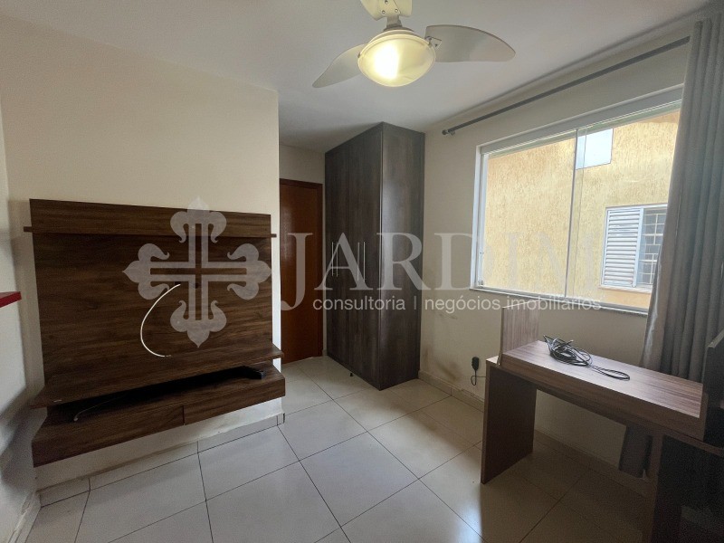 Casa para alugar com 4 quartos, 232m² - Foto 29