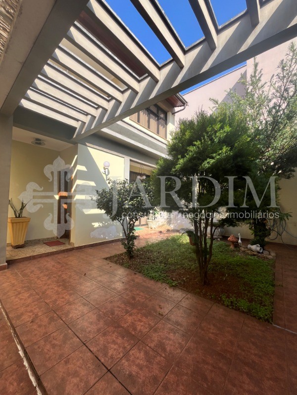 Sobrado à venda com 3 quartos, 265m² - Foto 3