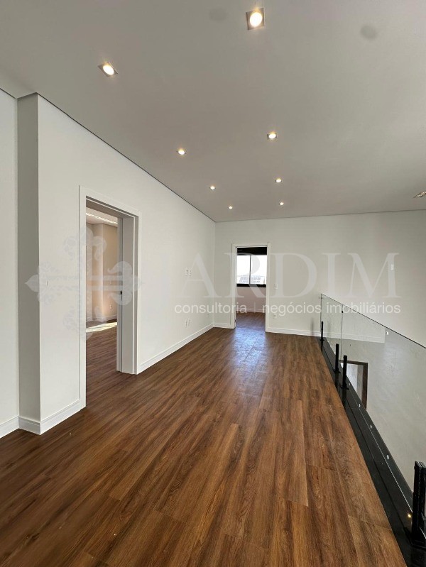Casa de Condomínio à venda com 3 quartos, 310m² - Foto 32