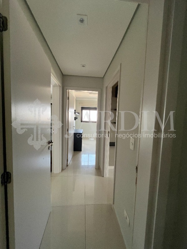 Apartamento para alugar com 3 quartos, 160m² - Foto 21
