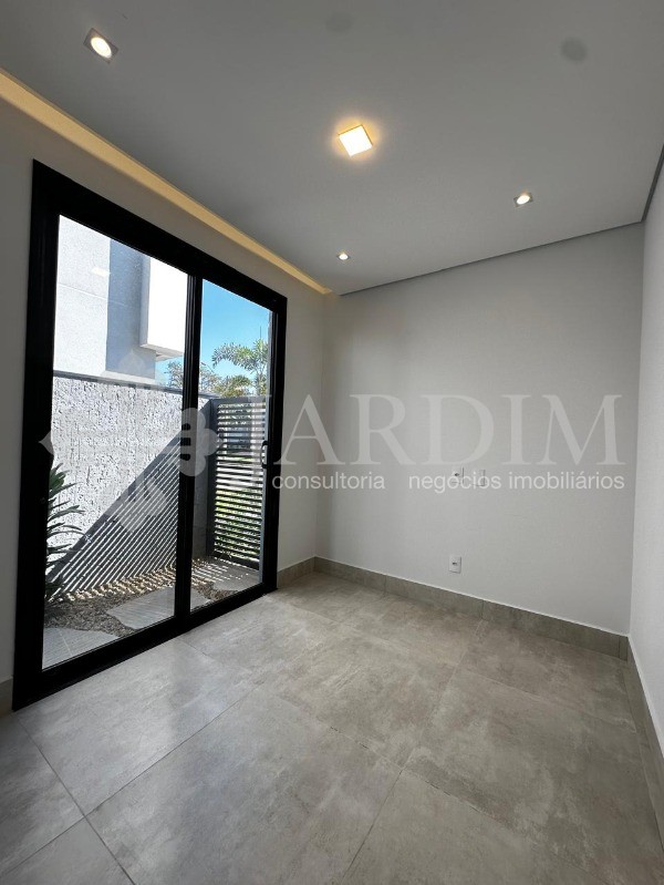 Casa de Condomínio à venda com 3 quartos, 310m² - Foto 22