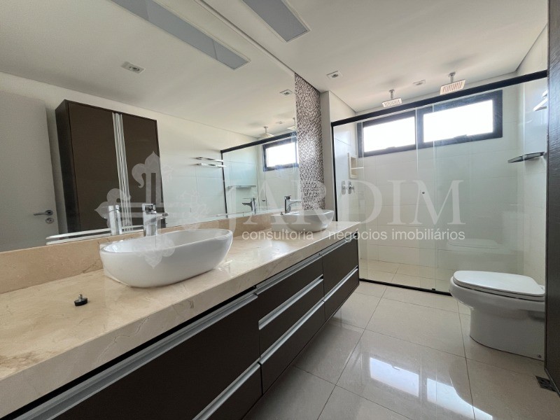 Apartamento para alugar com 3 quartos, 160m² - Foto 27