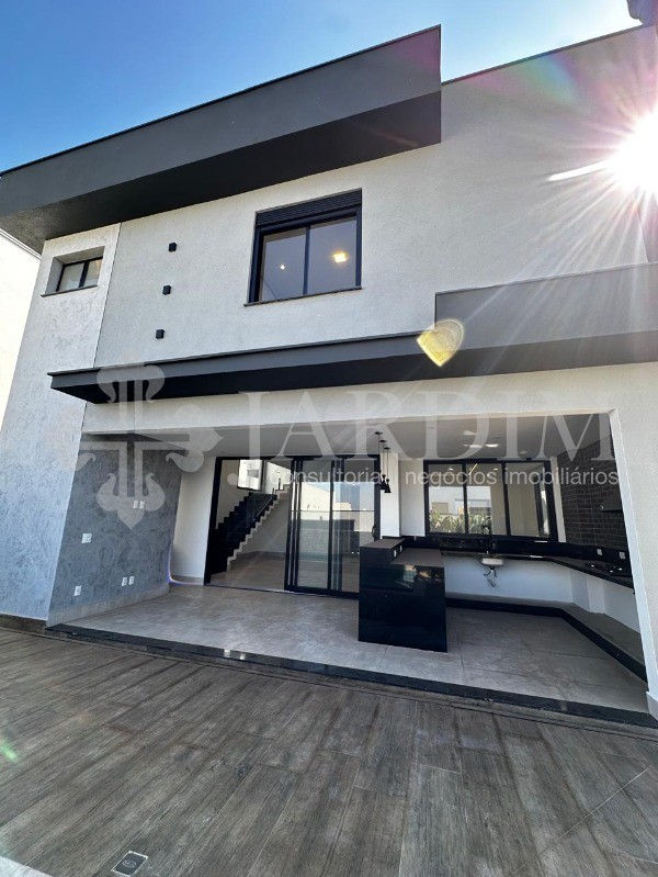 Casa de Condomínio à venda com 3 quartos, 310m² - Foto 3