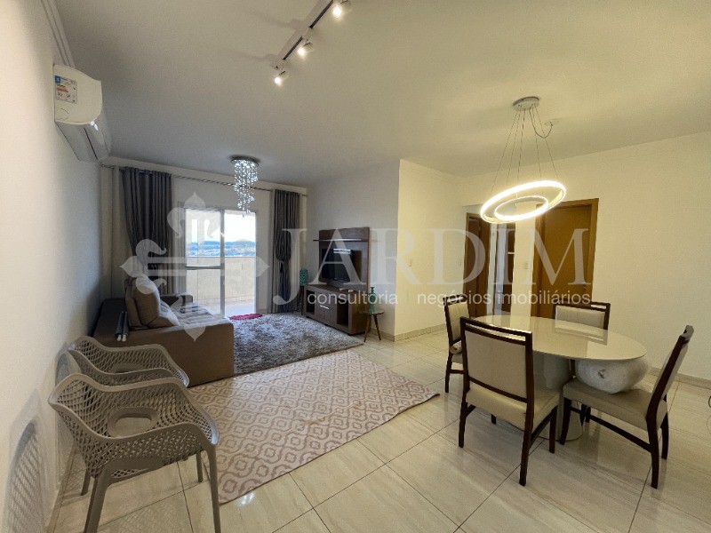 Apartamento para alugar com 3 quartos, 128m² - Foto 1