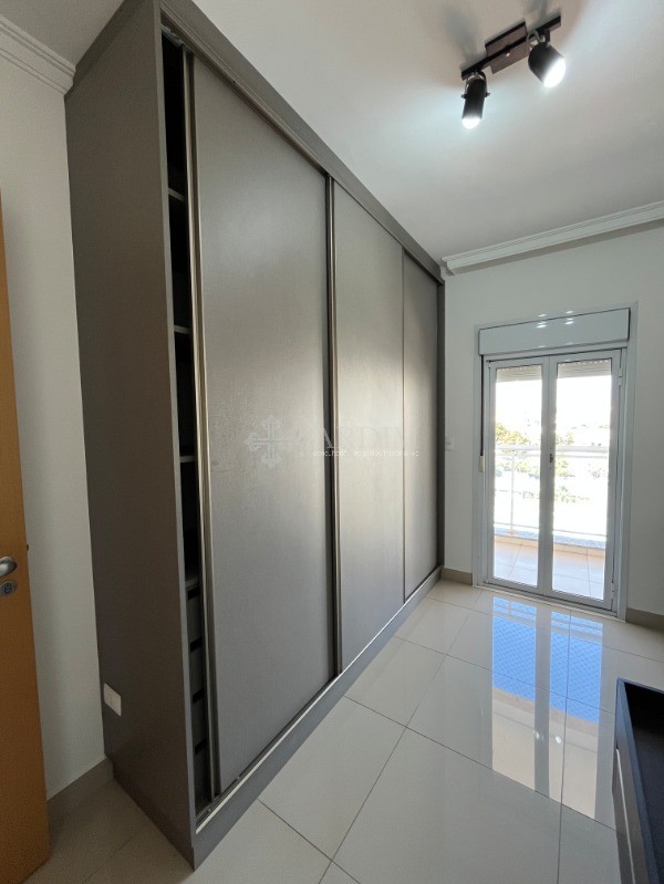 Apartamento para alugar com 3 quartos, 114m² - Foto 24