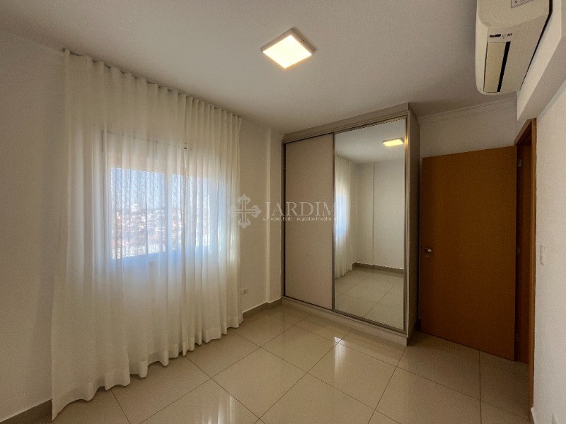 Apartamento para alugar com 3 quartos, 114m² - Foto 35