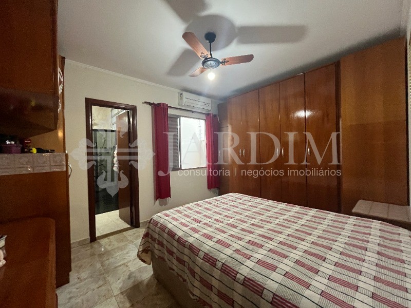 Casa à venda com 2 quartos, 255m² - Foto 13