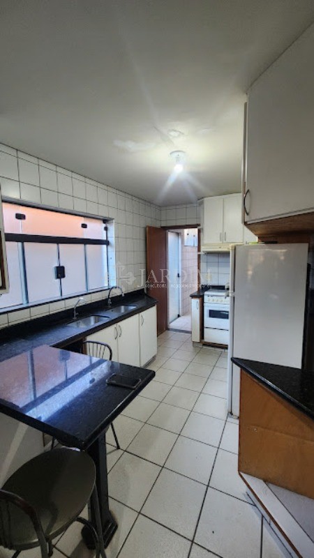 Sobrado à venda e aluguel com 3 quartos, 317m² - Foto 25