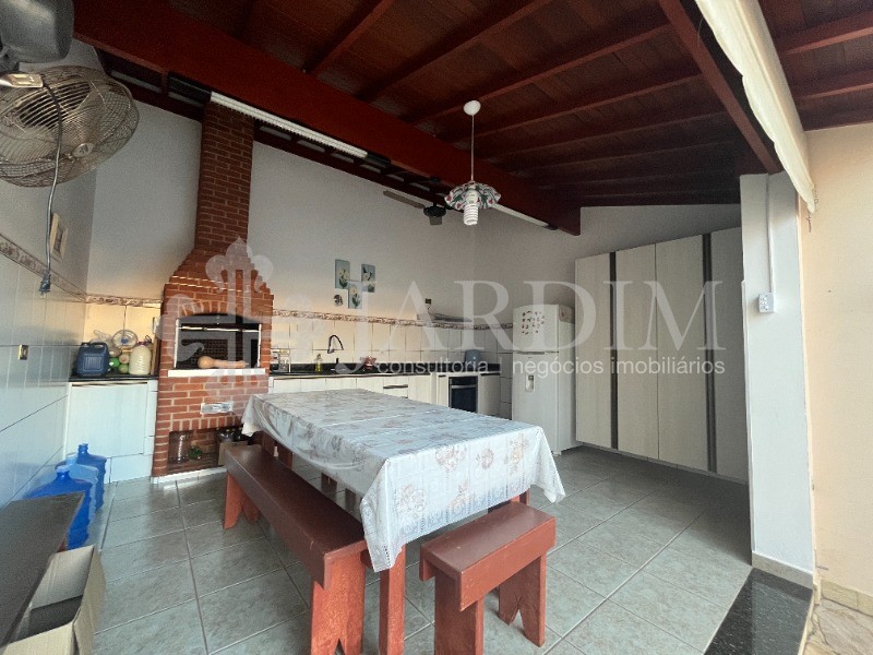 Casa à venda com 2 quartos, 255m² - Foto 27