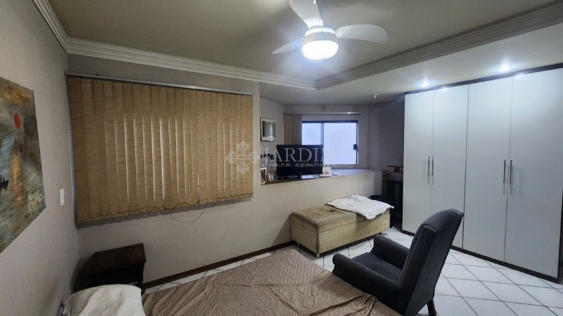 Sobrado à venda e aluguel com 3 quartos, 317m² - Foto 22