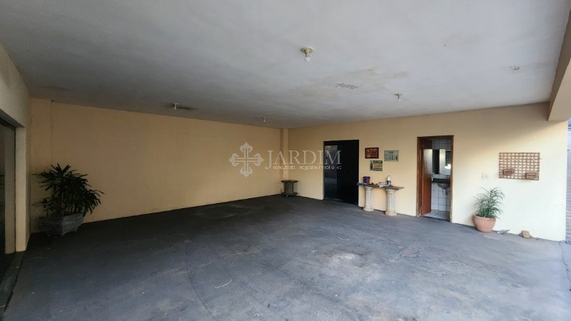 Sobrado à venda e aluguel com 3 quartos, 317m² - Foto 8
