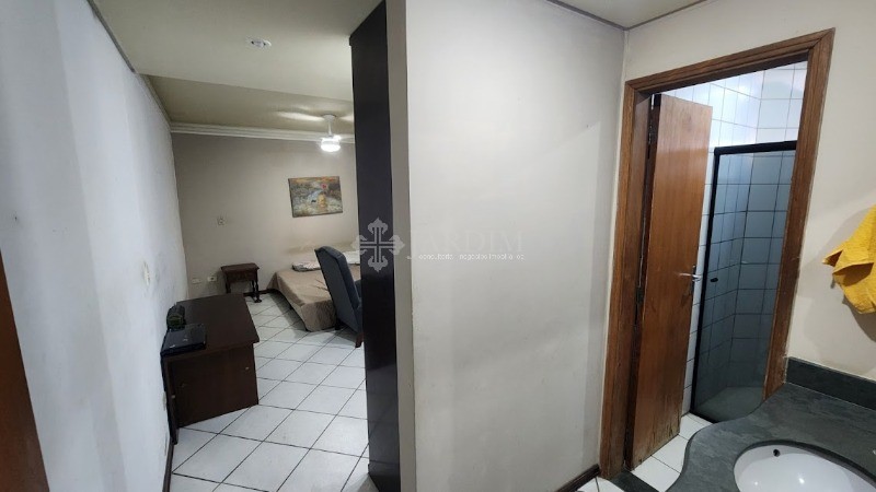 Sobrado à venda e aluguel com 3 quartos, 317m² - Foto 23