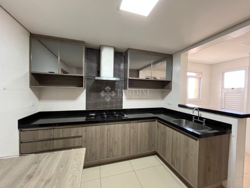 Apartamento para alugar com 3 quartos, 114m² - Foto 9