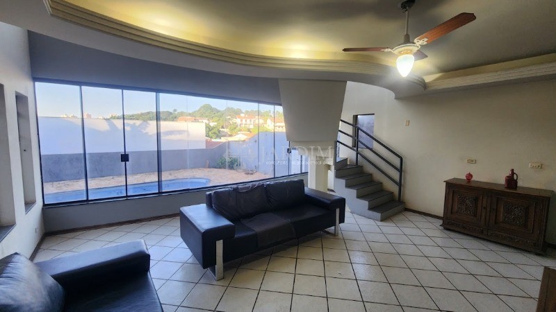 Sobrado à venda e aluguel com 3 quartos, 317m² - Foto 17